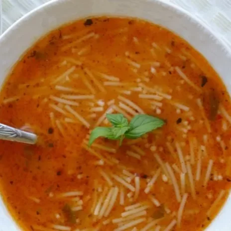 شوربة الشعيرية الرفيعة